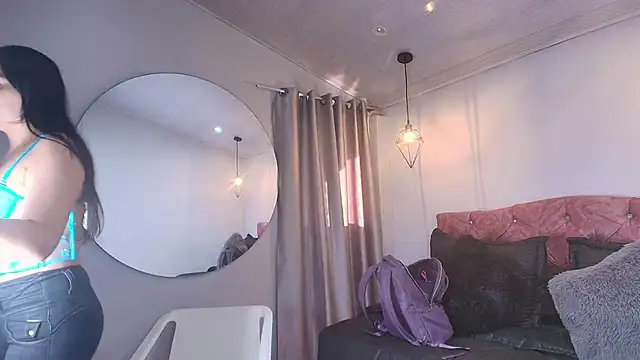 Snapshot of ivy_bonnie chatting on 11.29.25 ivy bonnie online show from 11.29.25