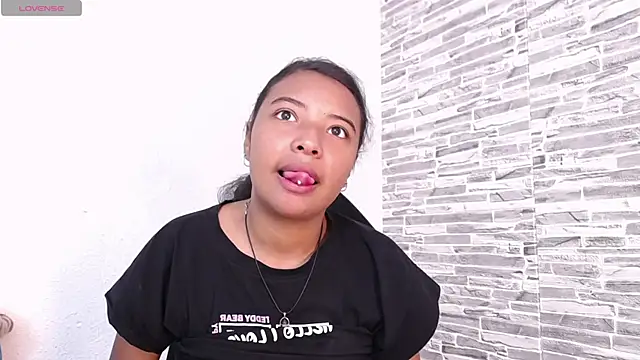 Zoe Rider online show from 11.12.25