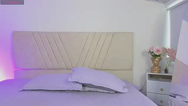 GabbieHill online show from 10.30.25