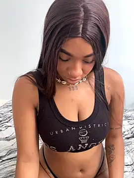 keylafisher  online show from 10.17.25