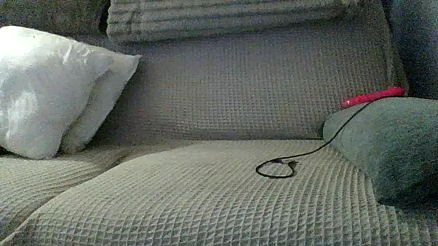 Lolaaa17740 online show from 11.28.25