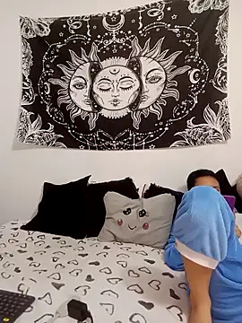 emily n abby online show from 12.21.25