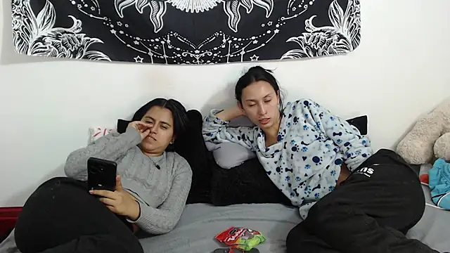 emily n abby online show from 03.25.26