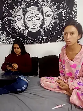 emily n abby online show from 03.28.26