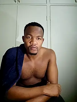 Snapshot of sgid8192 chatting on 11.14.25 sgid8192 online show from 11.14.25