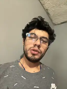 Twistermc11 online show from 11.23.25