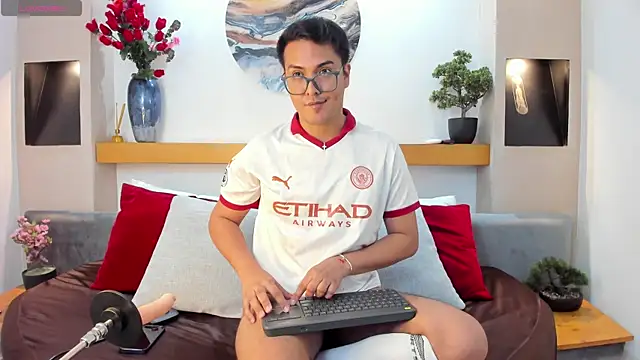 JohnBelRose online show from 12.05.25