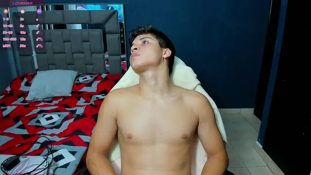 Snapshot of baby_david_03 chatting on 02.01.26 baby david 03 online show from 02.01.26