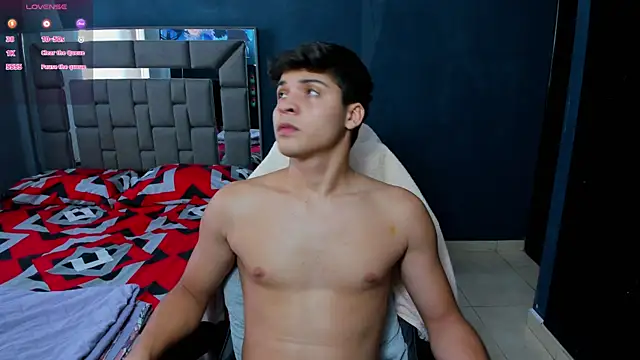 Snapshot of baby_david_03 chatting on 02.04.26 baby david 03 online show from 02.04.26