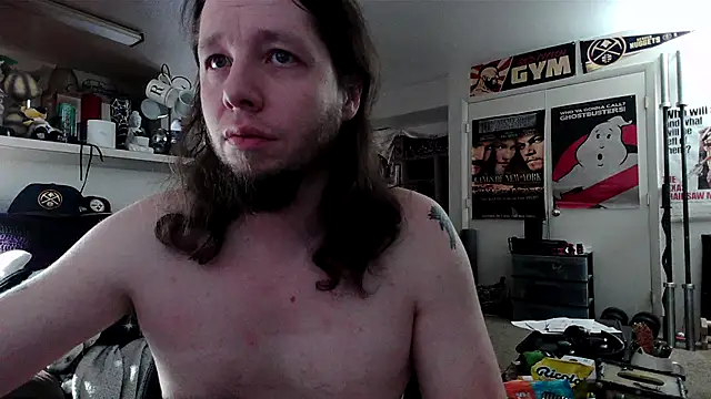 biggerisbetter12 online show from 10.31.25