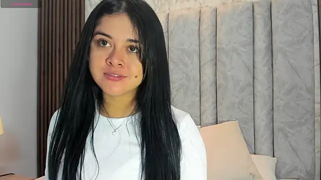 Snapshot of goddessfeetxx chatting on 10.22.25 goddessfeetxx online show from 10.22.25