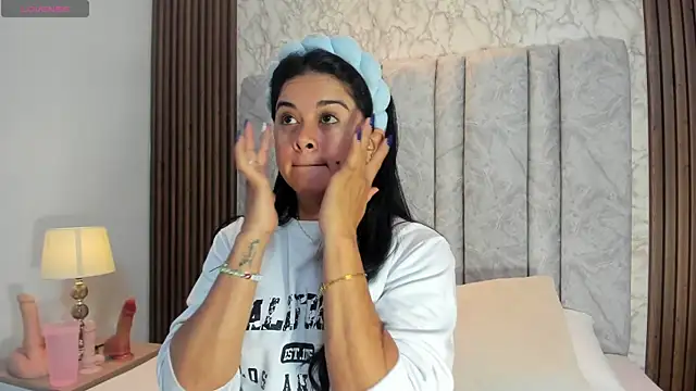 Snapshot of goddessfeetxx chatting on 11.04.25 goddessfeetxx online show from 11.04.25