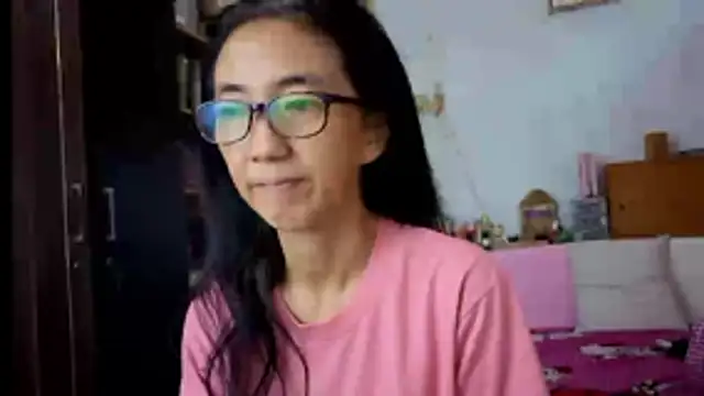 Snapshot of princessD077 chatting on 02.15.26 princessD077 online show from 02.15.26