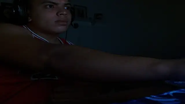 Snapshot of 7araujo23 chatting on 10.17.25 7araujo23 online show from 10.17.25