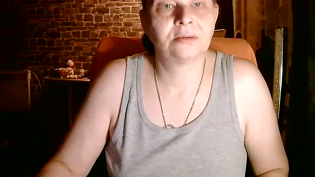 Diamond Bite online show from 10.19.25