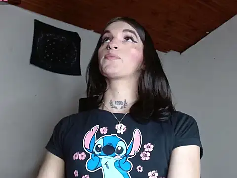 Snapshot of Scarlett_crastrawberry chatting on 05.14.26 Scarlett crastrawberry online show from 05.14.26