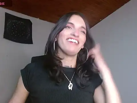 Snapshot of Scarlett_crastrawberry chatting on 05.29.26 Scarlett crastrawberry online show from 05.29.26