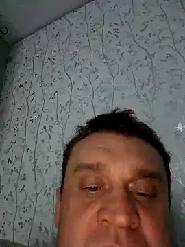 Snapshot of PeteR1987- chatting on 11.25.25 PeteR1987- online show from 11.25.25