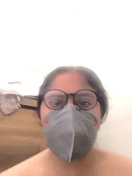 Snapshot of Lovely_Tannu chatting on 11.17.25 Lovely Tannu online show from 11.17.25