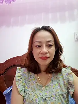 Snapshot of Baby-bigboobs20 chatting on 12.13.25 Baby-bigboobs20 online show from 12.13.25