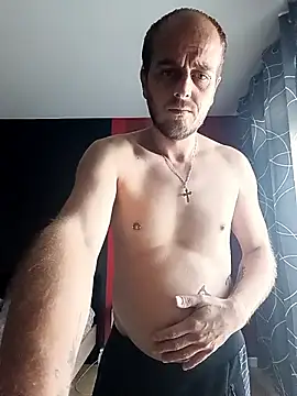 Snapshot of mikasjoka chatting on 10.17.25 mikasjoka online show from 10.17.25