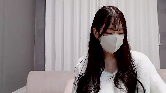 Snapshot of LOVE_MIREI_LOVE chatting on 12.05.25 LOVE MIREI LOVE online show from 12.05.25