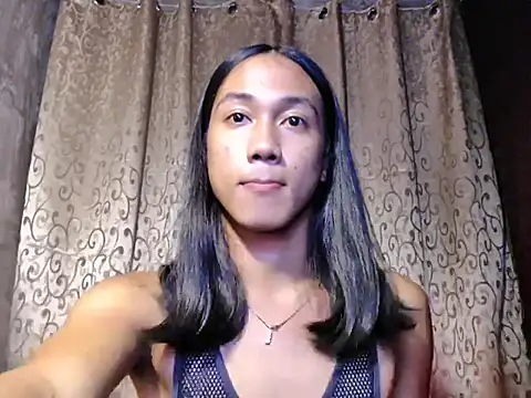 taylaxuxu online show from 11.10.25