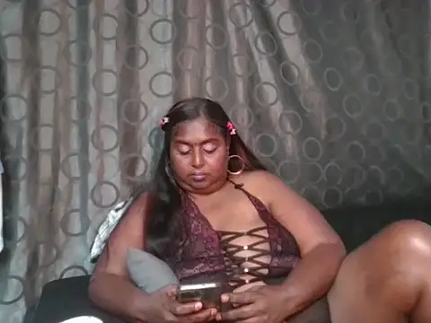 Indianhoney58 online show from 10.22.25