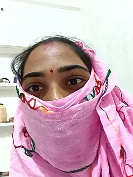 Snapshot of Manvi_hot chatting on 10.26.25 Manvi hot online show from 10.26.25