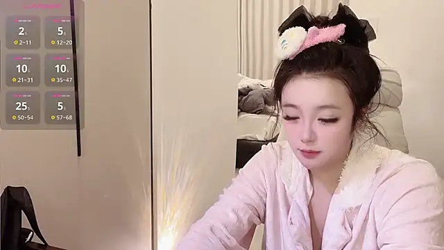 Kinadolly online show from 12.21.25