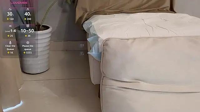 Xiaowen-wen online show from 04.06.26