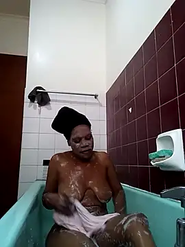 Snapshot of Hotcougar chatting on 11.06.25 Hotcougar online show from 11.06.25