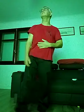 Snapshot of Sexyfab65 chatting on 12.16.25 Sexyfab65 online show from 12.16.25