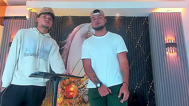 Snapshot of handsome_boys22 chatting on 10.24.25 handsome boys22 online show from 10.24.25