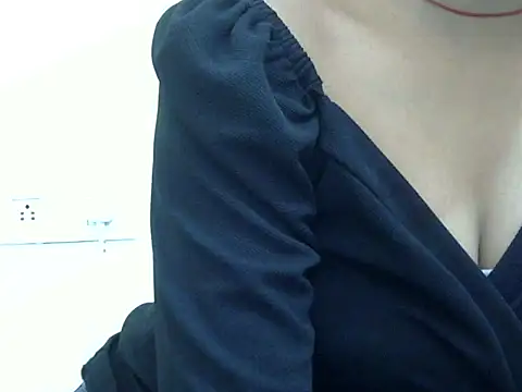 Snapshot of alexaroliluv chatting on 10.25.25 alexaroliluv online show from 10.25.25