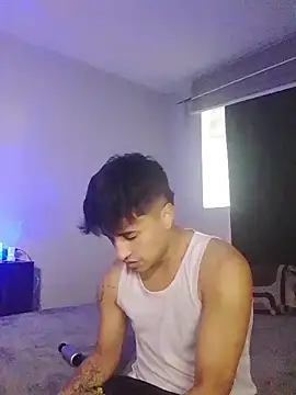 Snapshot of jhon_mendoza_ chatting on 10.28.25 jhon mendoza online show from 10.28.25