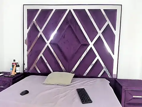 valentinaasm online show from 11.21.25