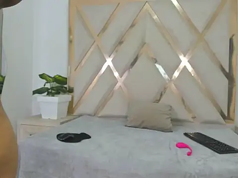 valentinaasm online show from 03.28.26