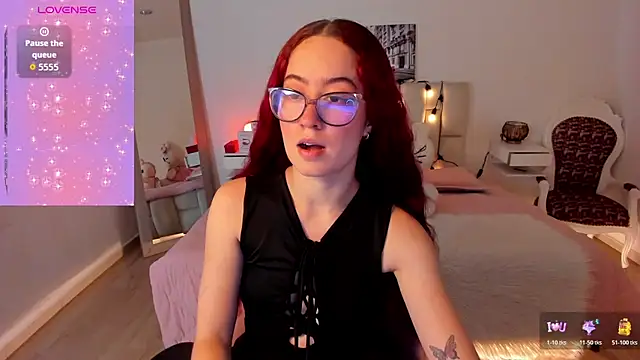 Amaraa couper1 online show from 10.24.25