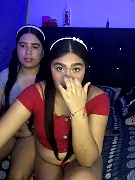 2moons full of love online show from 11.08.25