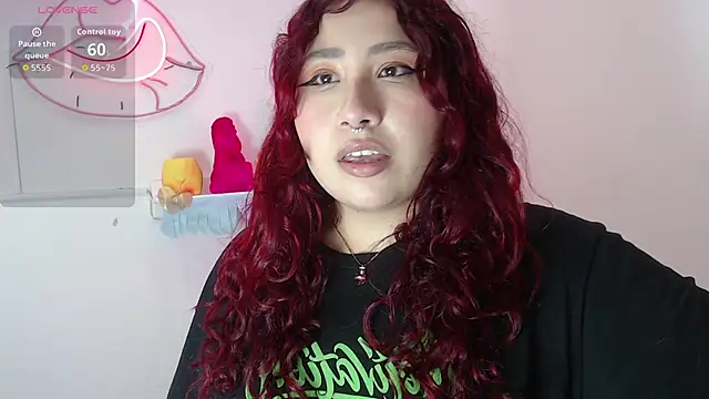 littlee red online show from 12.01.25