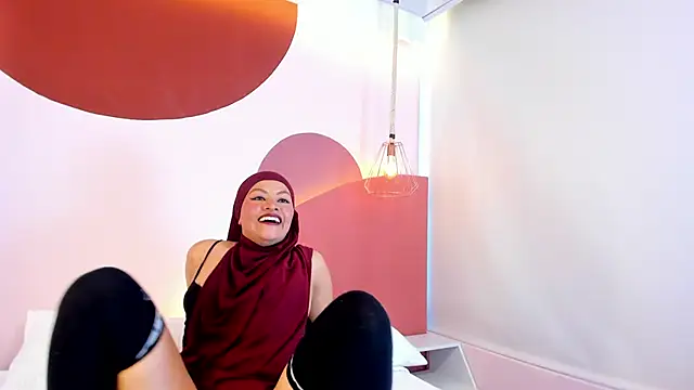 SophiaBeckerr online show from 11.05.25