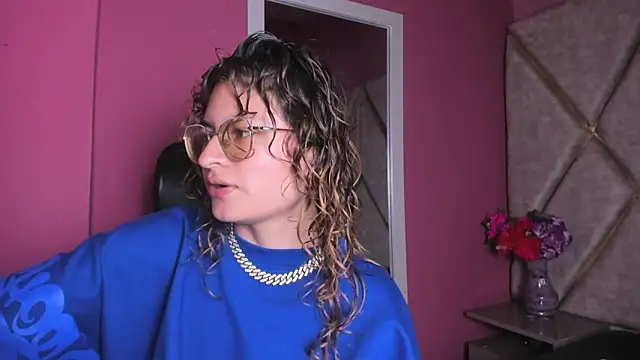 EmiliRouse  online show from 11.19.25