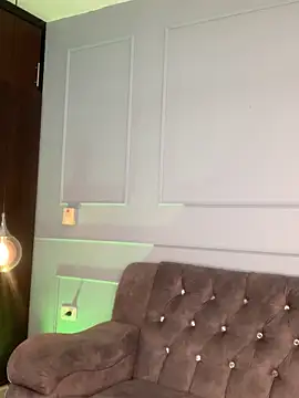 Snapshot of Orianabluee_ chatting on 11.02.25 Orianabluee online show from 11.02.25