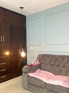 Snapshot of Orianabluee_ chatting on 11.12.25 Orianabluee online show from 11.12.25