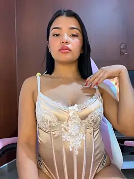 Snapshot of Chloe_Mullerr chatting on 02.26.26 Chloe Mullerr online show from 02.26.26