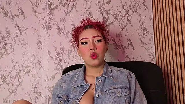 Snapshot of sweetcherryyy_ chatting on 11.27.25 sweetcherryyy online show from 11.27.25