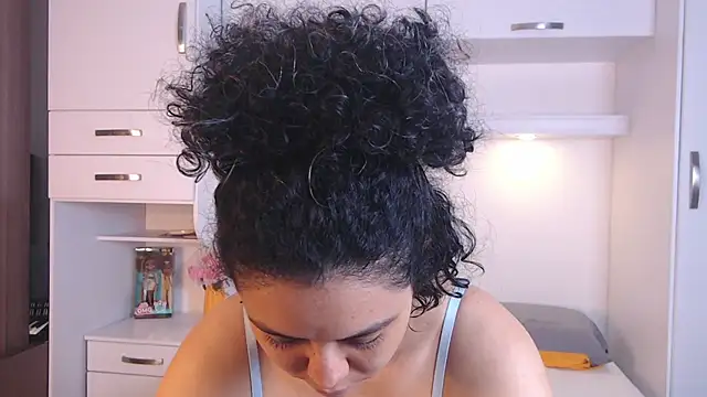 MartiRuis10 online show from 11.17.25