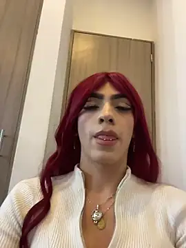 Snapshot of Agattha22 chatting on 11.11.25 Agattha22 online show from 11.11.25