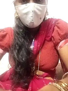 Snapshot of thanuja- chatting on 10.21.25 thanuja- online show from 10.21.25